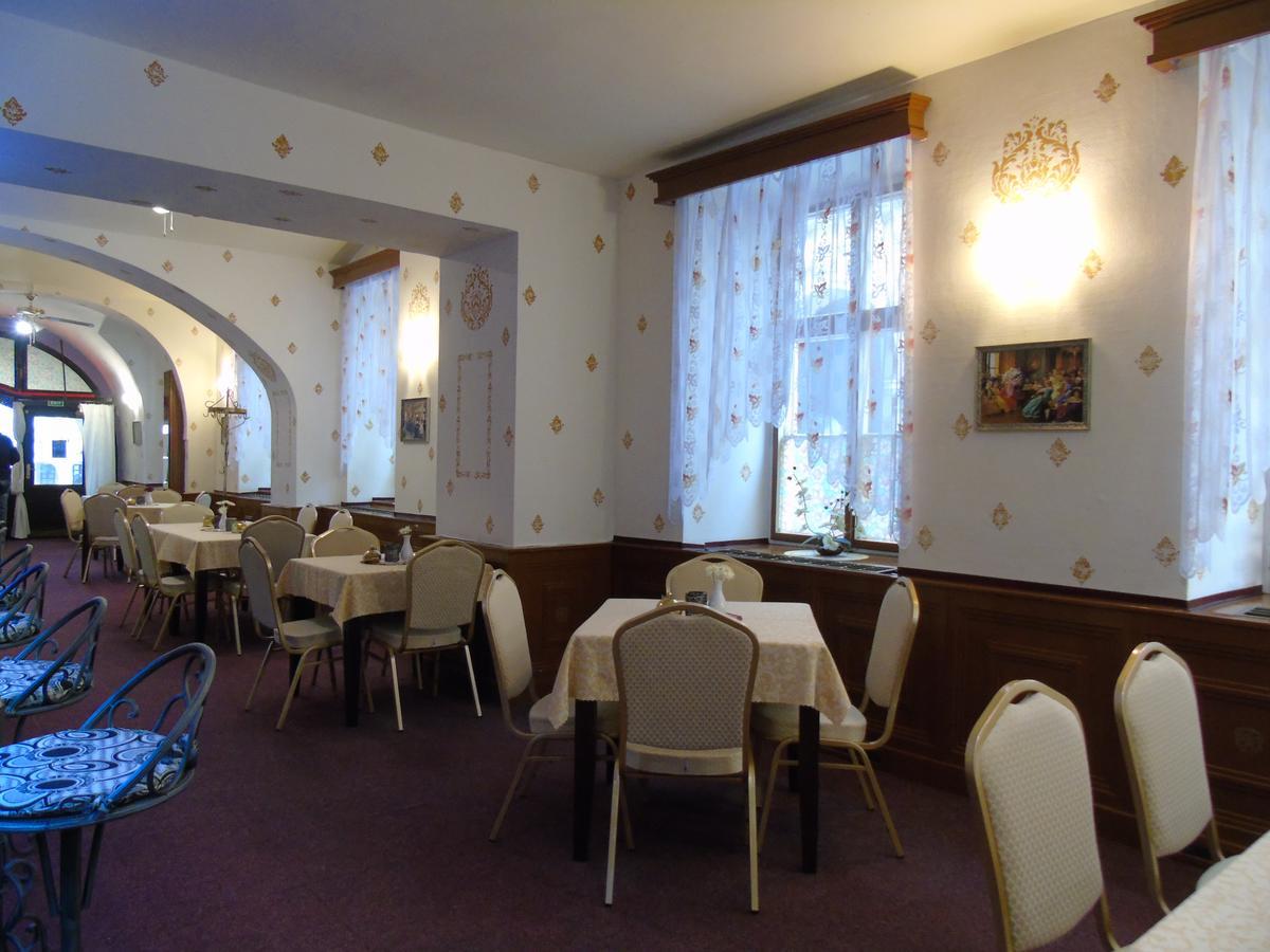 Gl Hotel Trutnov Exterior photo